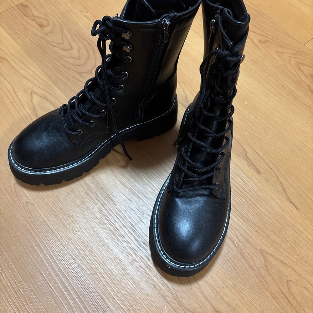 Women’s Black Lace-Up Combat Boots
